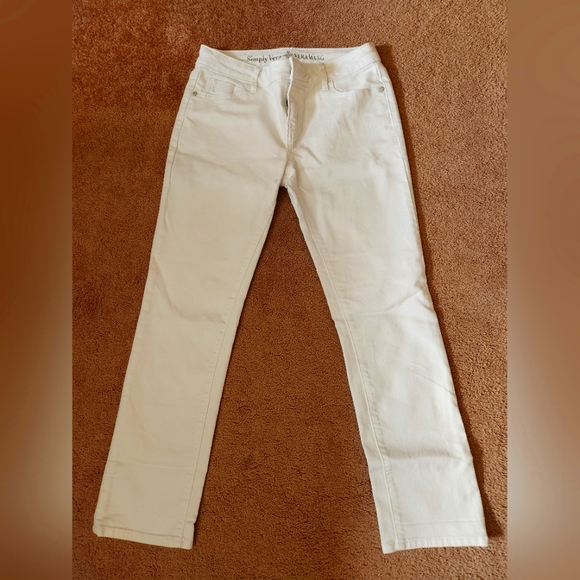 Vera Wang Pants - Capris
